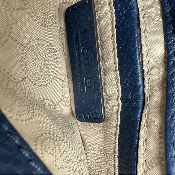 Michael Kors Fulton Crossbody Bag Dark Blue Leather Purse - Picture 9 of 15
